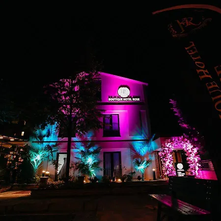 Rose Boutique Τίρανα